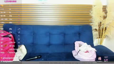 missvalery1 online show from 21, 1, 2025