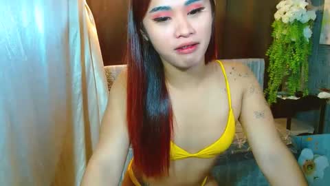 Snapshot of missviolet11 chatting on 11, 12, 2024 SweetViolet online show from 11, 12, 2024