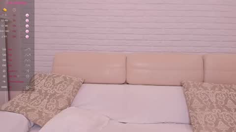 missxcaprice online show from 12, 3, 2025