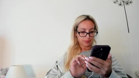 Missy matrix online show from 22, 4, 2026