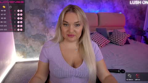 Snapshot of missyymartinezz chatting on 4, 12, 2024 Amely online show from 4, 12, 2024