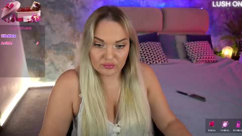 Snapshot of missyymartinezz chatting on 3, 2, 2025 Amely online show from 3, 2, 2025