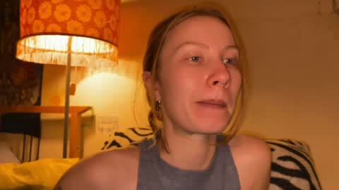 Snapshot of misszlataa chatting on 5, 3, 2025 Zlata online show from 5, 3, 2025