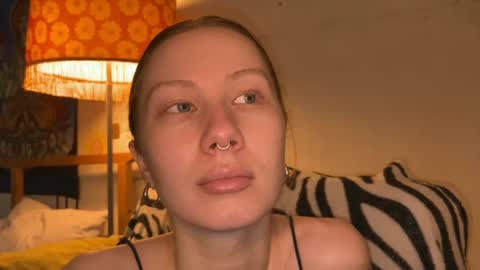 Snapshot of misszlataa chatting on 12, 3, 2025 Zlata online show from 12, 3, 2025