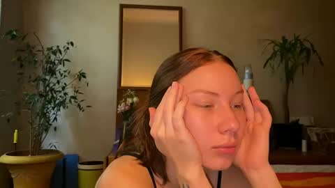 Snapshot of misszlataa chatting on 5, 10, 2025 Zlata online show from 5, 10, 2025