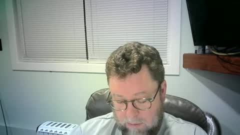Mr. Happy online show from 1, 2, 2025
