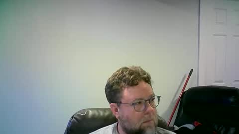 Mr. Happy online show from 8, 11, 2025