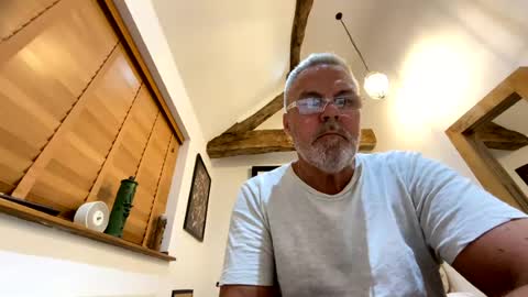 Snapshot of misterblivs chatting on 7, 7, 2026 Misterblivs online show from 7, 7, 2026