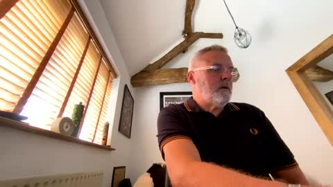 Snapshot of misterblivs chatting on 18, 7, 2026 Misterblivs online show from 18, 7, 2026