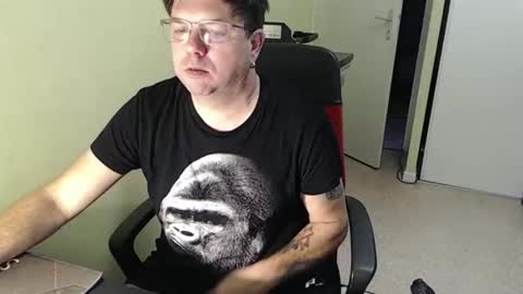 Snapshot of mistercoeur1 chatting on 29, 11, 2025 mistercoeur online show from 29, 11, 2025