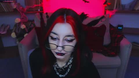 Marcelline online show from 31, 10, 2025