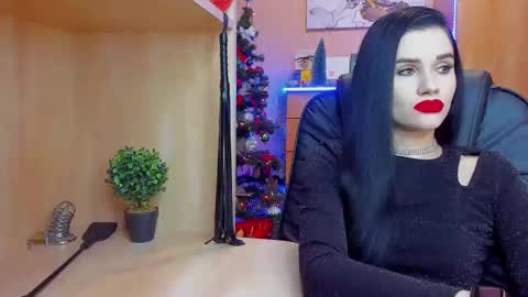 Snapshot of mistress_kristi chatting on 8, 12, 2024 Mistress Kristi online show from 8, 12, 2024