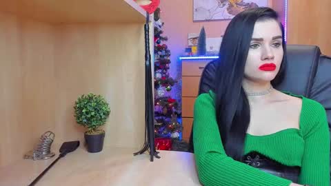 Snapshot of mistress_kristi chatting on 15, 12, 2024 Mistress Kristi online show from 15, 12, 2024