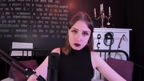 Snapshot of mistress_marlene chatting on 19, 6, 2026 Mistress Marlene online show from 19, 6, 2026