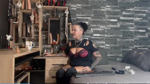 Mistress Mirybossy online show from 18, 12, 2024