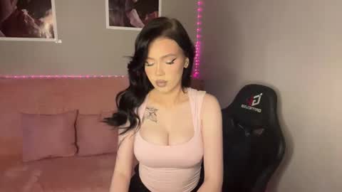 Mia online show from 18, 9, 2025