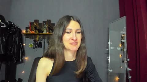 Snapshot of mistress_pamela_ chatting on 14, 1, 2025 Mistress Pamela online show from 14, 1, 2025