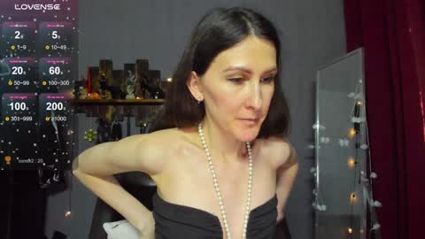 Snapshot of mistress_pamela_ chatting on 17, 1, 2025 Mistress Pamela online show from 17, 1, 2025