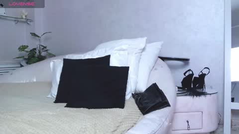 Snapshot of mistress_pamela_ chatting on 26, 2, 2025 Mistress Pamela online show from 26, 2, 2025