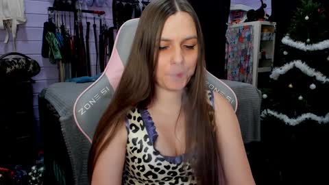 Snapshot of mistress_priest chatting on 25, 12, 2024 Dirty Priest and Ivi online show from 25, 12, 2024