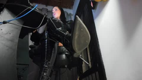 Snapshot of mistressanna_ chatting on 11, 6, 2026 Mistress Anna Alves online show from 11, 6, 2026