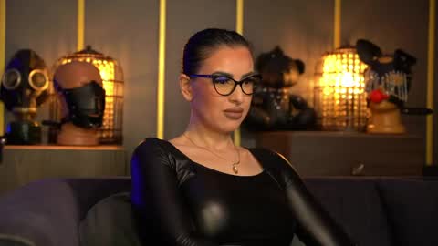 Mistress Kelly online show from 16, 4, 2026