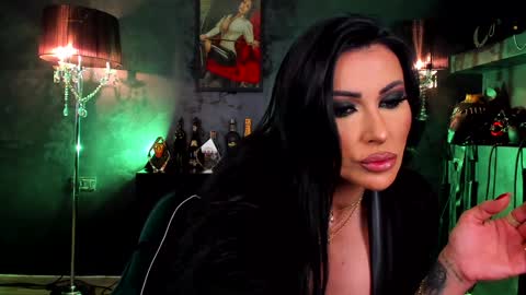Snapshot of mistresskennya chatting on 1, 1, 2025 mistresskennya online show from 1, 1, 2025