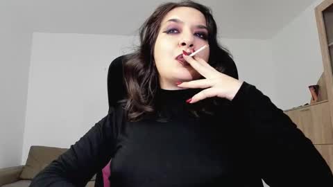 Snapshot of mistressmichelle5 chatting on 17, 2, 2025 YourGoddessM online show from 17, 2, 2025