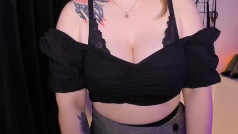 Snapshot of mistresssandy chatting on 21, 2, 2025 SANDY online show from 21, 2, 2025