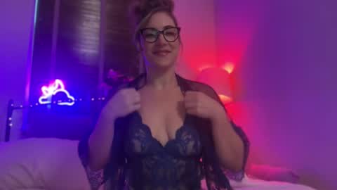 Snapshot of mistresssx chatting on 20, 12, 2025 Miss X online show from 20, 12, 2025