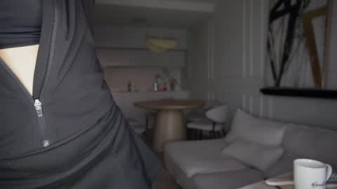 mistressuniverse online show from 5, 3, 2025