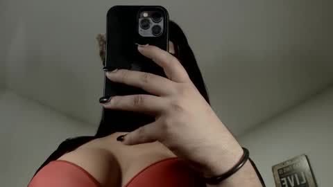 ALICE MADANE online show from 11, 2, 2025