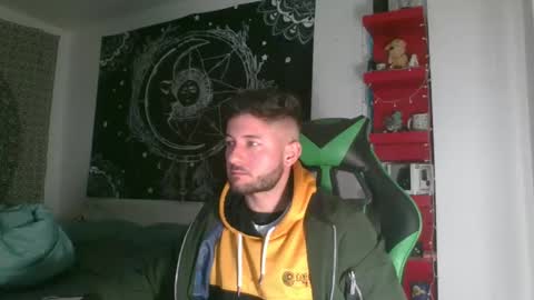 Snapshot of mistxss chatting on 31, 12, 2024 mistxss online show from 31, 12, 2024