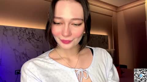 misty_roseee online show from 4, 1, 2025