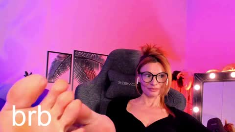 Snapshot of mistybarnes chatting on 5, 1, 2025 MistyBarnes NONUDE MODEL online show from 5, 1, 2025
