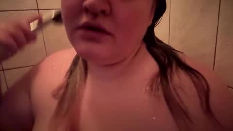 Snapshot of mitchellebunny7 chatting on 6, 2, 2025 MichelleBunny7 online show from 6, 2, 2025