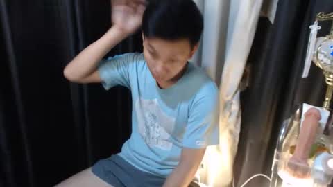 Snapshot of mitsubishixxx chatting on 13, 11, 2025 Nardz online show from 13, 11, 2025