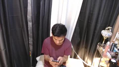 Snapshot of mitsubishixxx chatting on 24, 11, 2025 Nardz online show from 24, 11, 2025