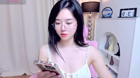 Snapshot of miu99999 chatting on 5, 6, 2026 miu99999 online show from 5, 6, 2026