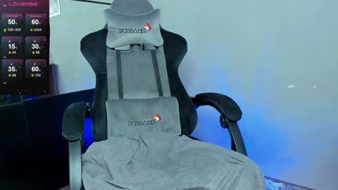 Snapshot of miumiumia chatting on 24, 1, 2025 Mia 3 online show from 24, 1, 2025