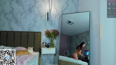 Snapshot of miumiumia chatting on 22, 10, 2025 Mia 3 online show from 22, 10, 2025