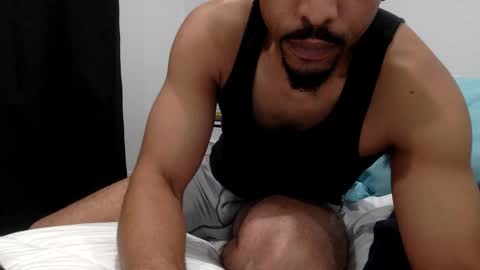 Snapshot of mixedsexycouple2025 chatting on 9, 10, 2025 Mixedsexycouple online show from 9, 10, 2025