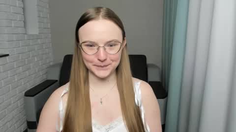 Snapshot of miya_mimi chatting on 14, 1, 2025 Miya online show from 14, 1, 2025