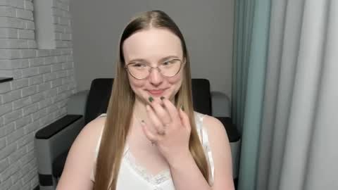 Snapshot of miya_mimi chatting on 14, 1, 2025 Miya online show from 14, 1, 2025