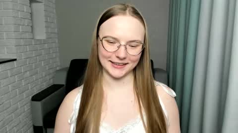 Snapshot of miya_mimi chatting on 28, 1, 2025 Miya online show from 28, 1, 2025