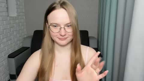 Snapshot of miya_mimi chatting on 15, 2, 2025 Miya online show from 15, 2, 2025