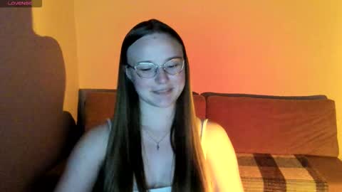 Snapshot of miya_mimi chatting on 12, 9, 2025 Miya online show from 12, 9, 2025