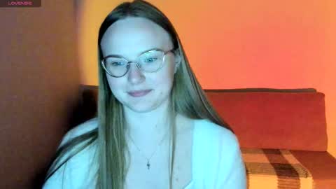 Snapshot of miya_mimi chatting on 27, 9, 2025 Miya online show from 27, 9, 2025