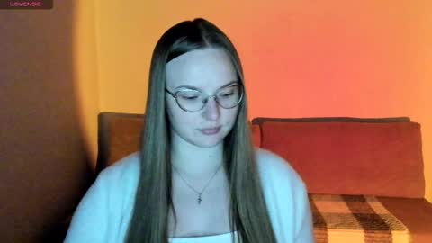 Snapshot of miya_mimi chatting on 29, 9, 2025 Miya online show from 29, 9, 2025