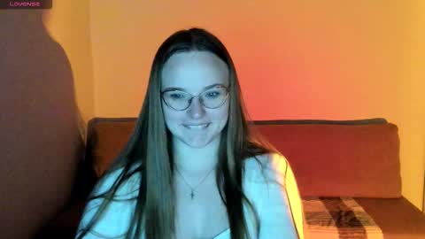 Snapshot of miya_mimi chatting on 6, 10, 2025 Miya online show from 6, 10, 2025